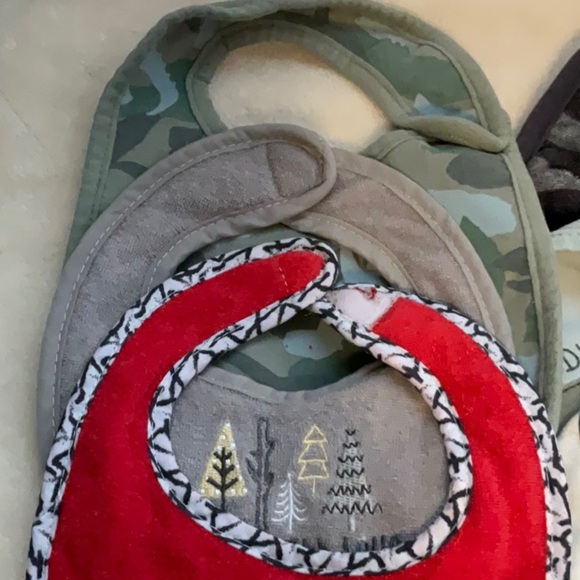 Mighty Cute Baby Bibs Set - Red, Gray, Brown - Picture 3 of 11